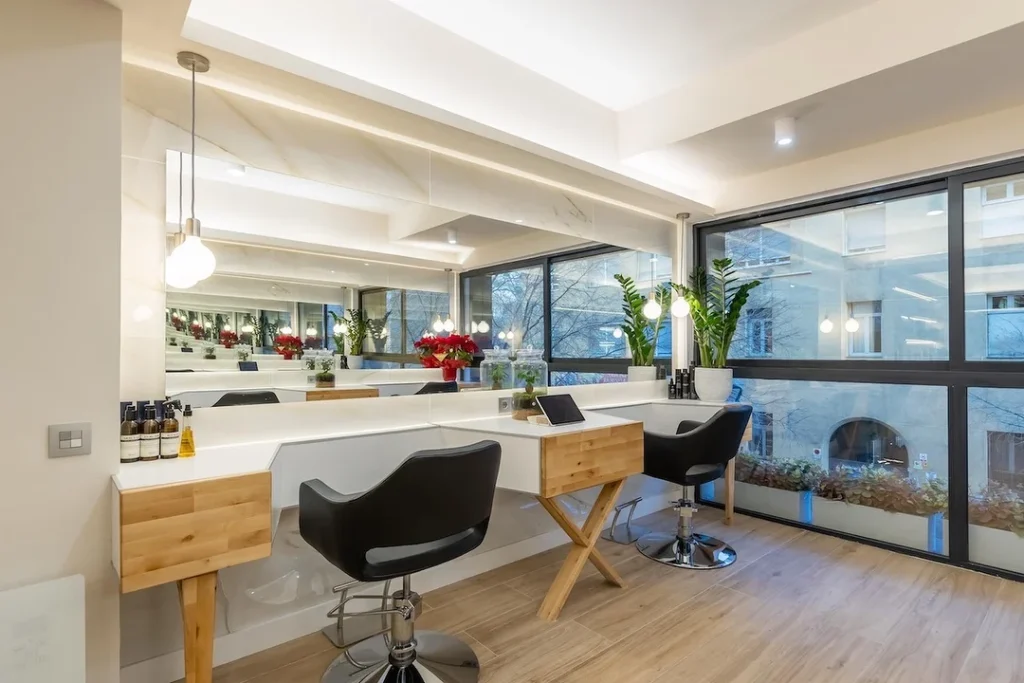 salón Christian Garrido